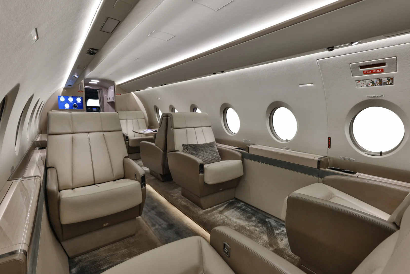 Cabin interior of a 2017 Gulfstream G280.