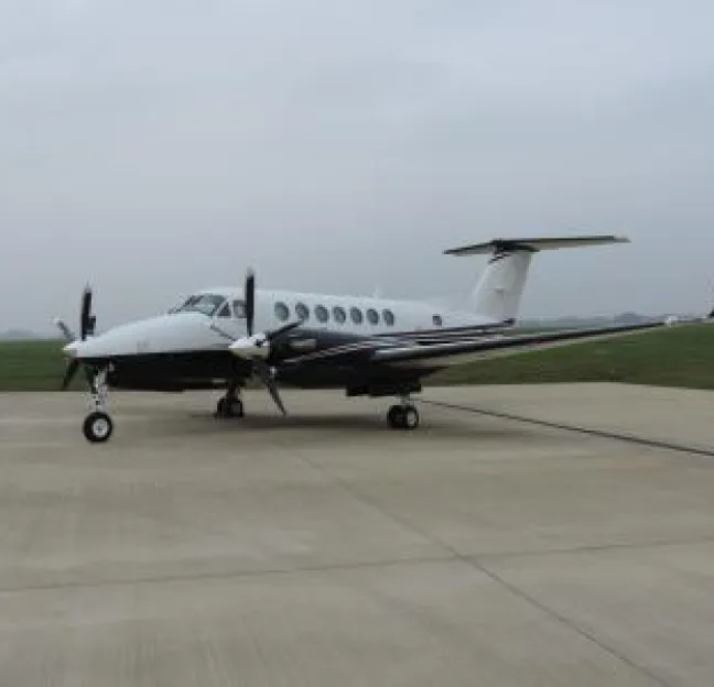 Exterior view of a 2010 Beechcraft King Air 350i.