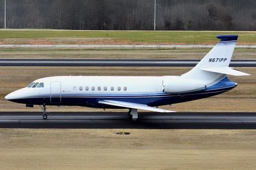 Exterior view of a 2019 Dassault Falcon 2000LXS.