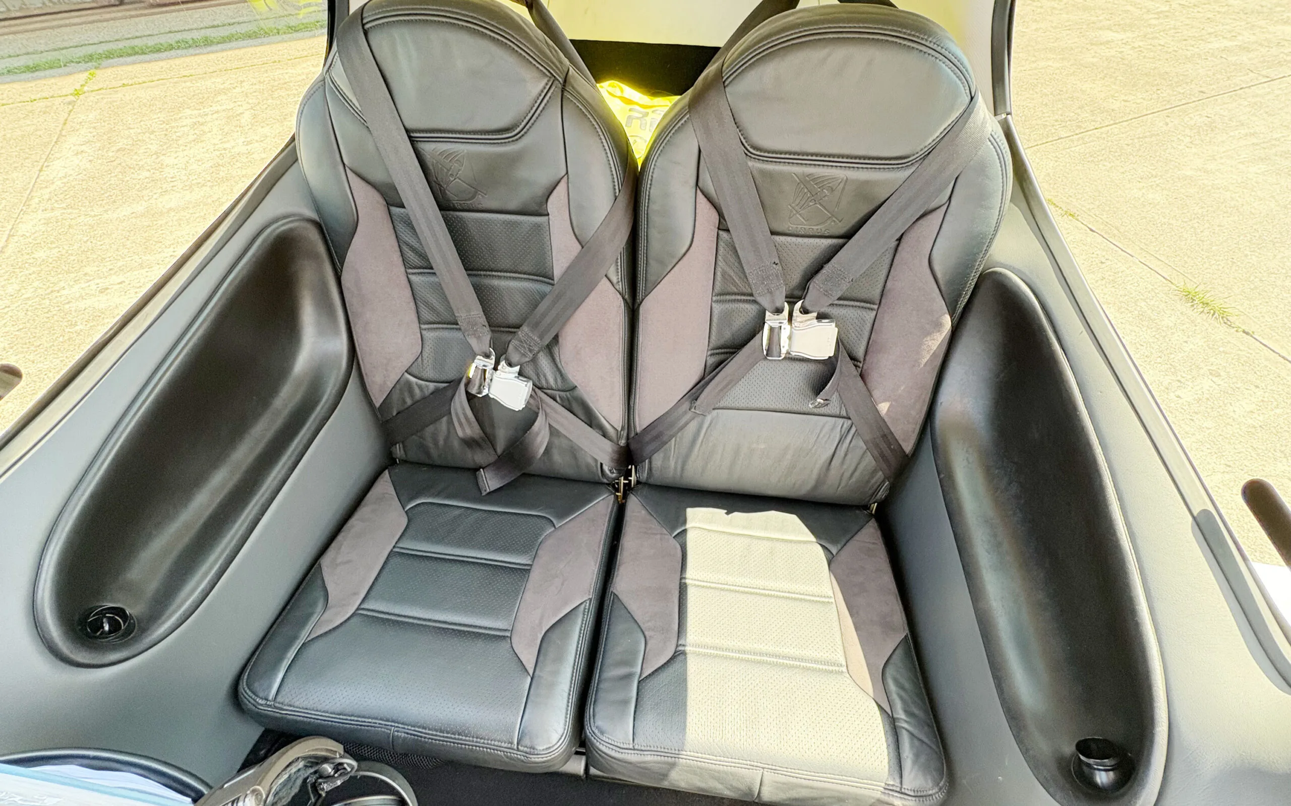 Cabin interior of a 2008 Cirrus SR22TN GTS G3 £325,000 VAT PAID - CK Aviation.