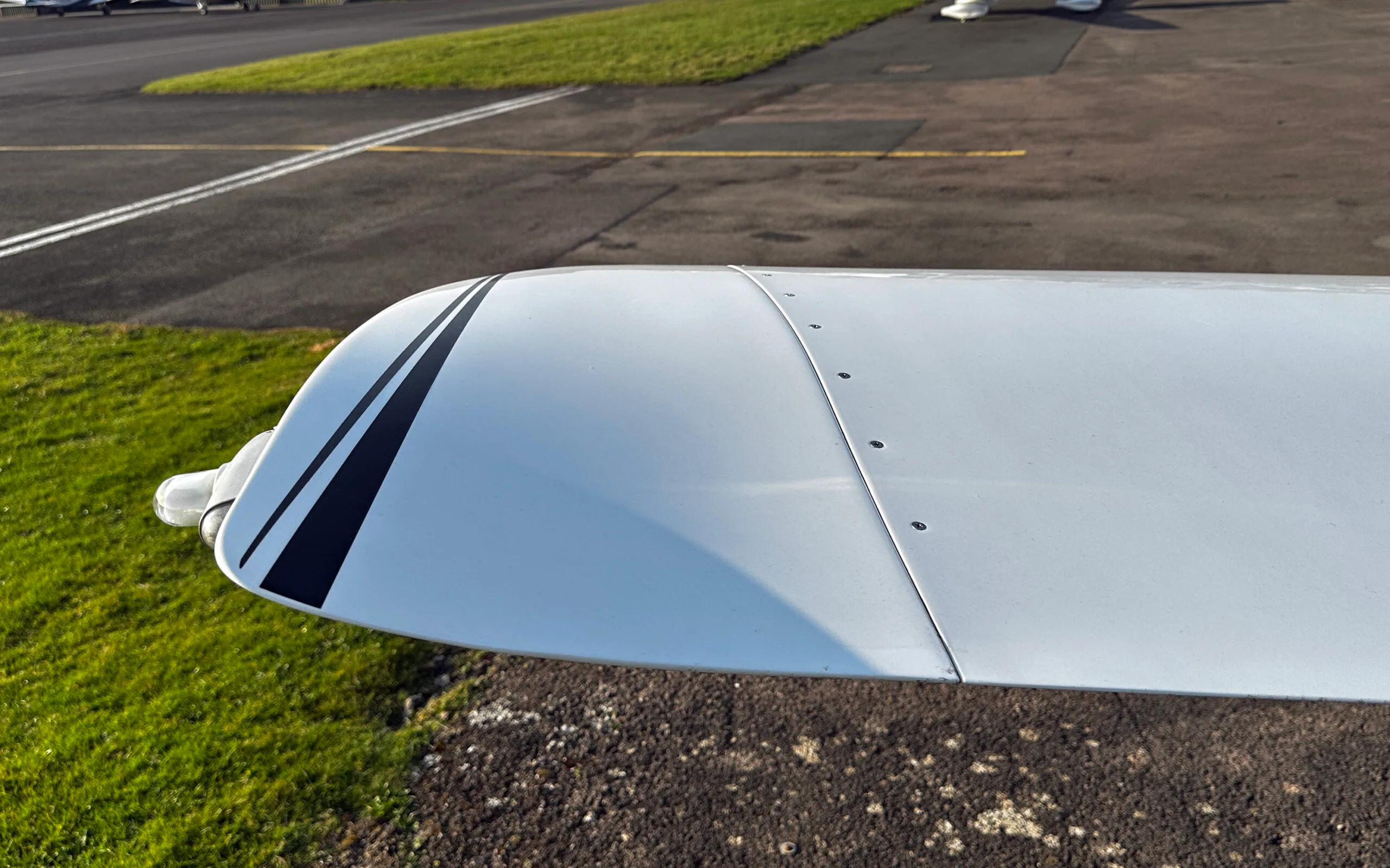 Exterior view of a 2010 Cirrus SR22TN GTS G3 £365,000 VAT PAID - CK Aviation, G-SRZZ.
