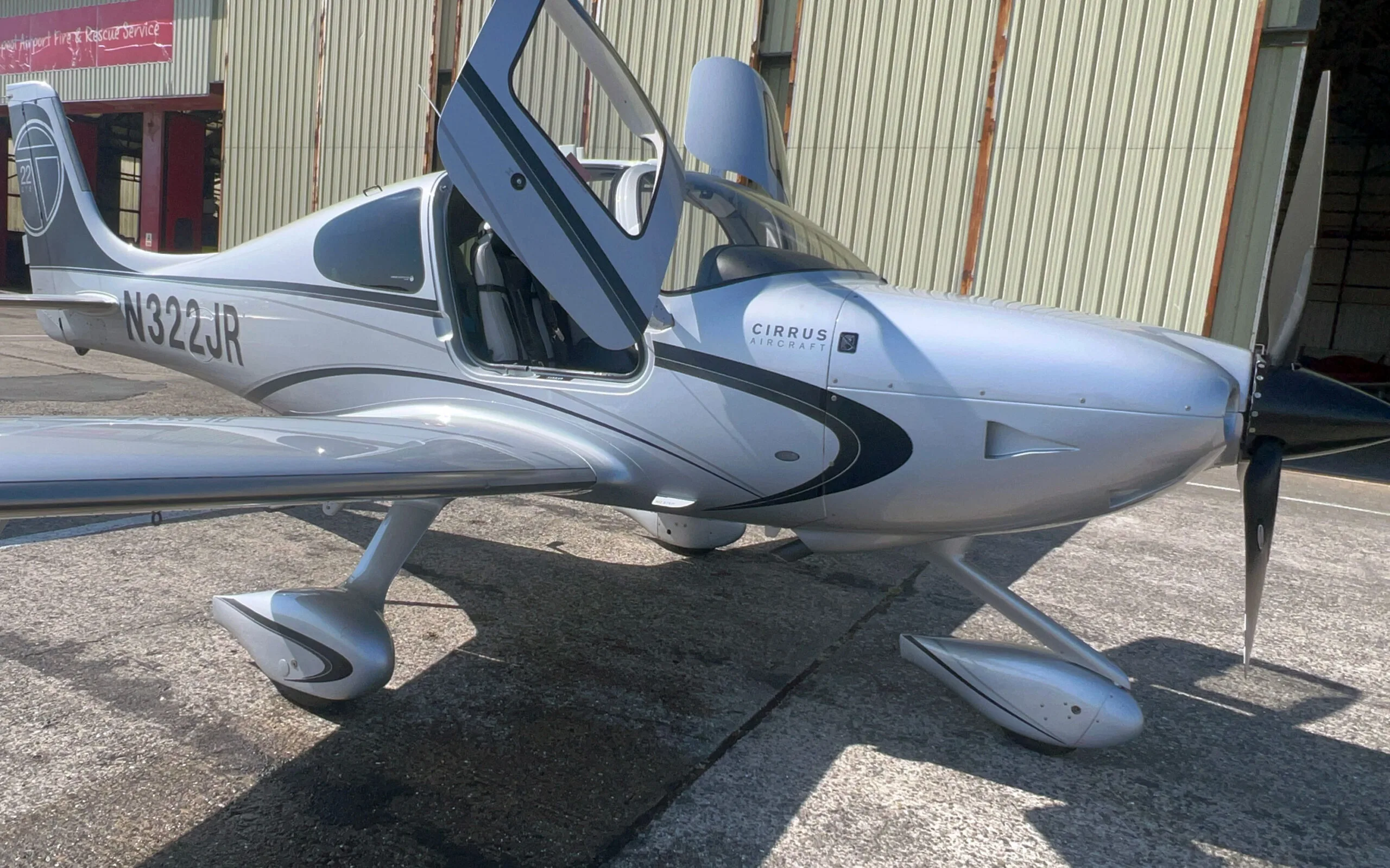 Exterior view of a 2012 Cirrus SR22T GTS G3 £375,000 UK & EU VAT PAID - CK Aviation, N322JR.