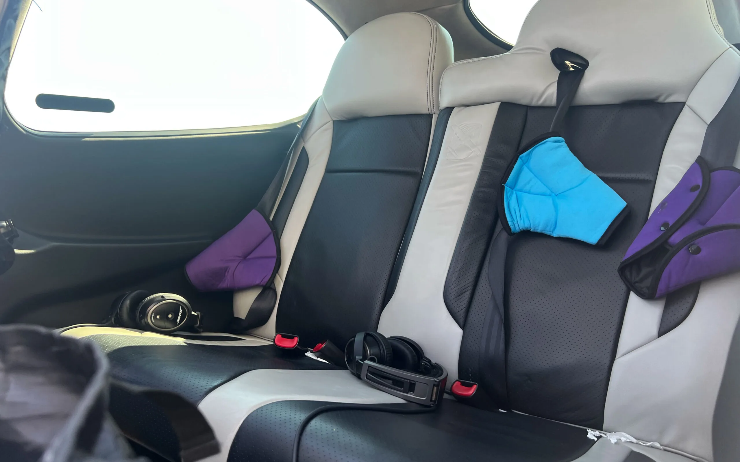 Cabin interior of a 2012 Cirrus SR22T GTS G3 £375,000 UK & EU VAT PAID - CK Aviation.
