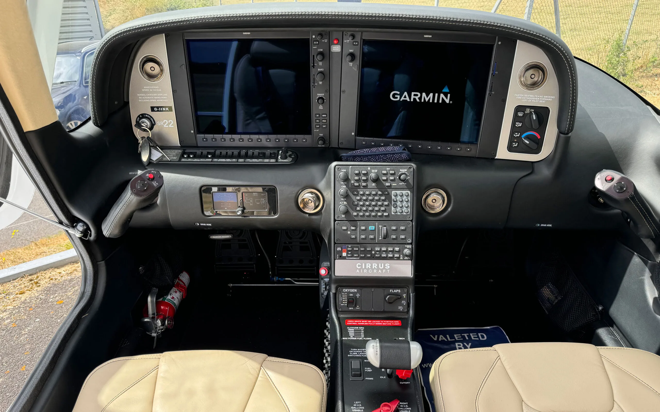 Cockpit and instrument panel of a 2015 Cirrus SR22 GTS G5 £469,000 VAT PAID - CK Aviation.