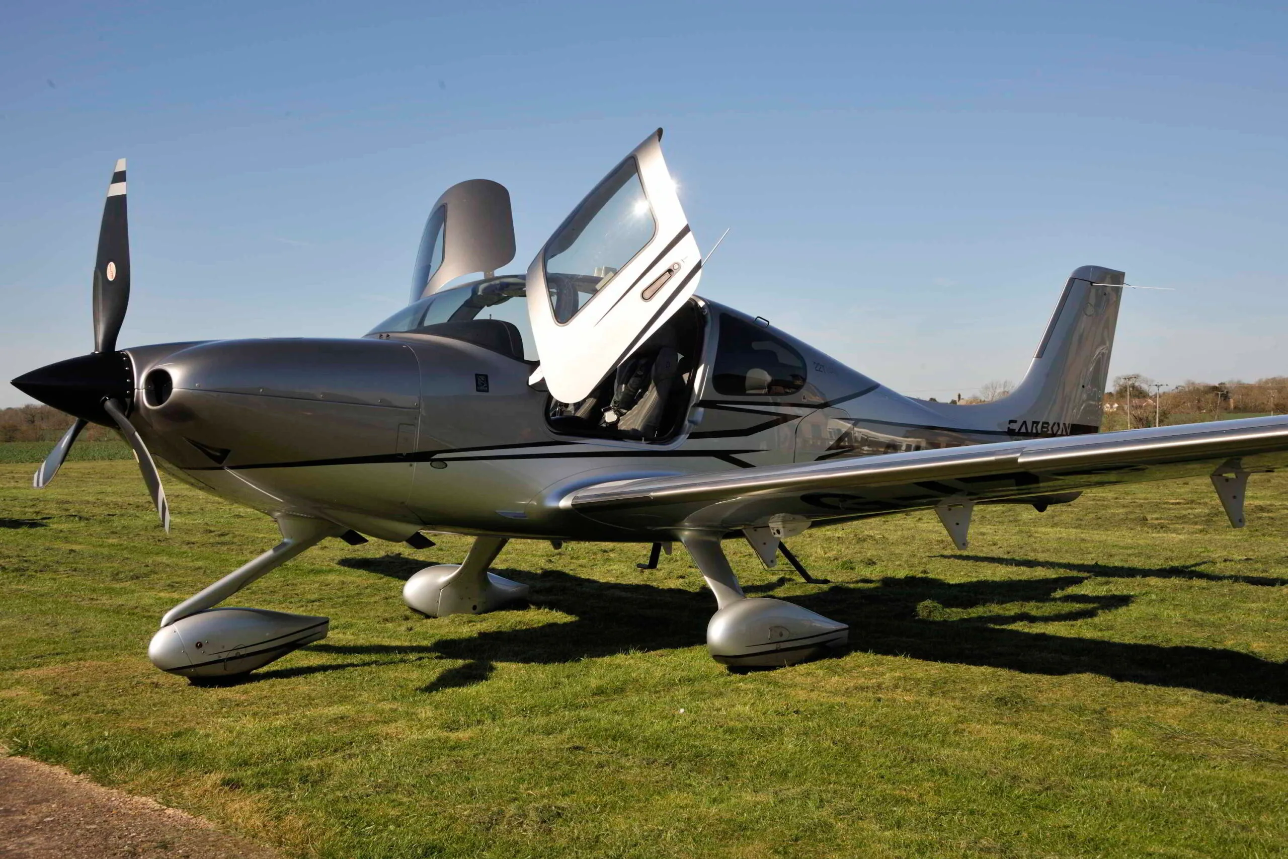 Marketing image of a 2018 Cirrus SR22T GTS G6 FIKI.