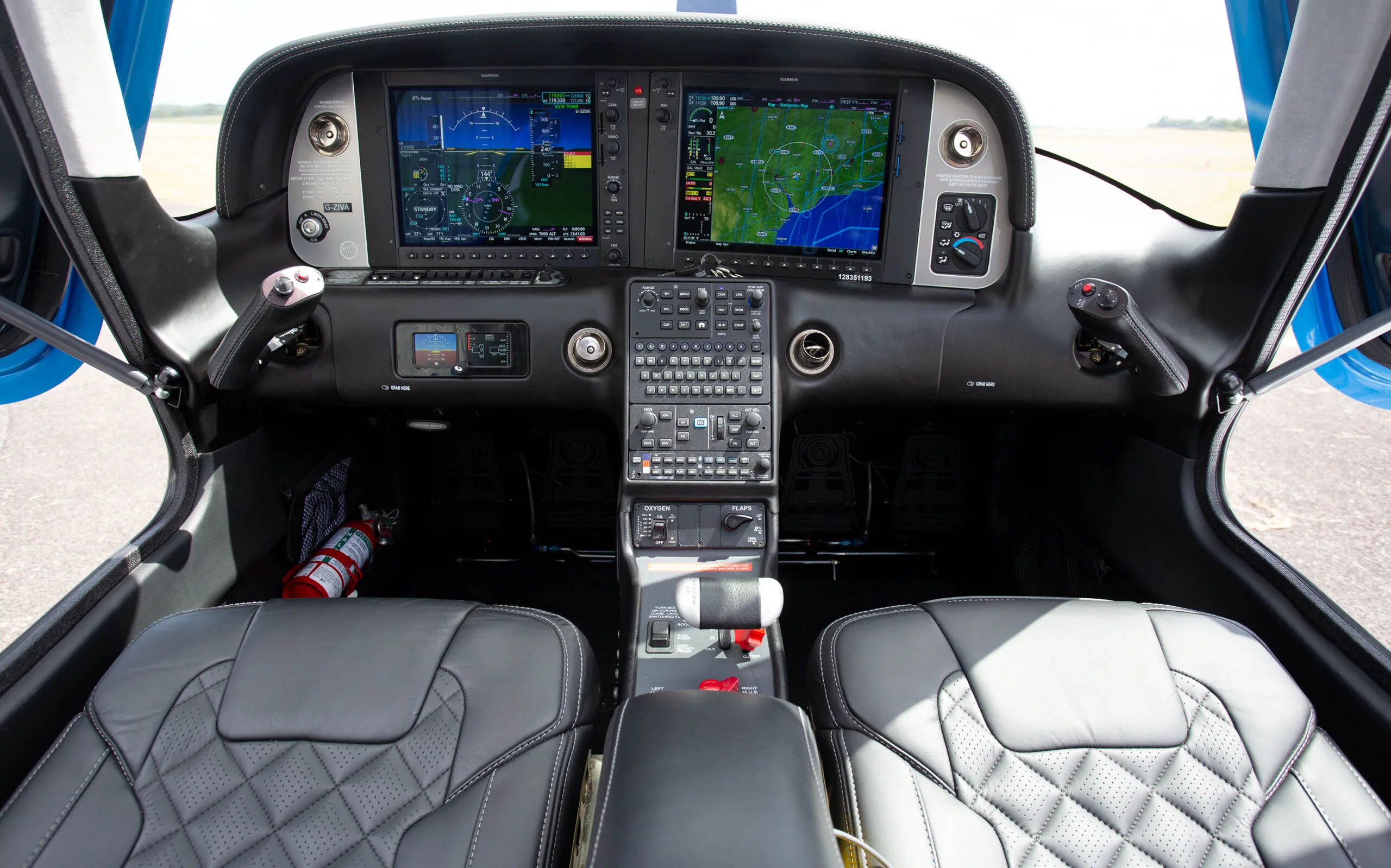 Cockpit and instrument panel of a 2018 Cirrus SR22T GTS G6 FIKI.