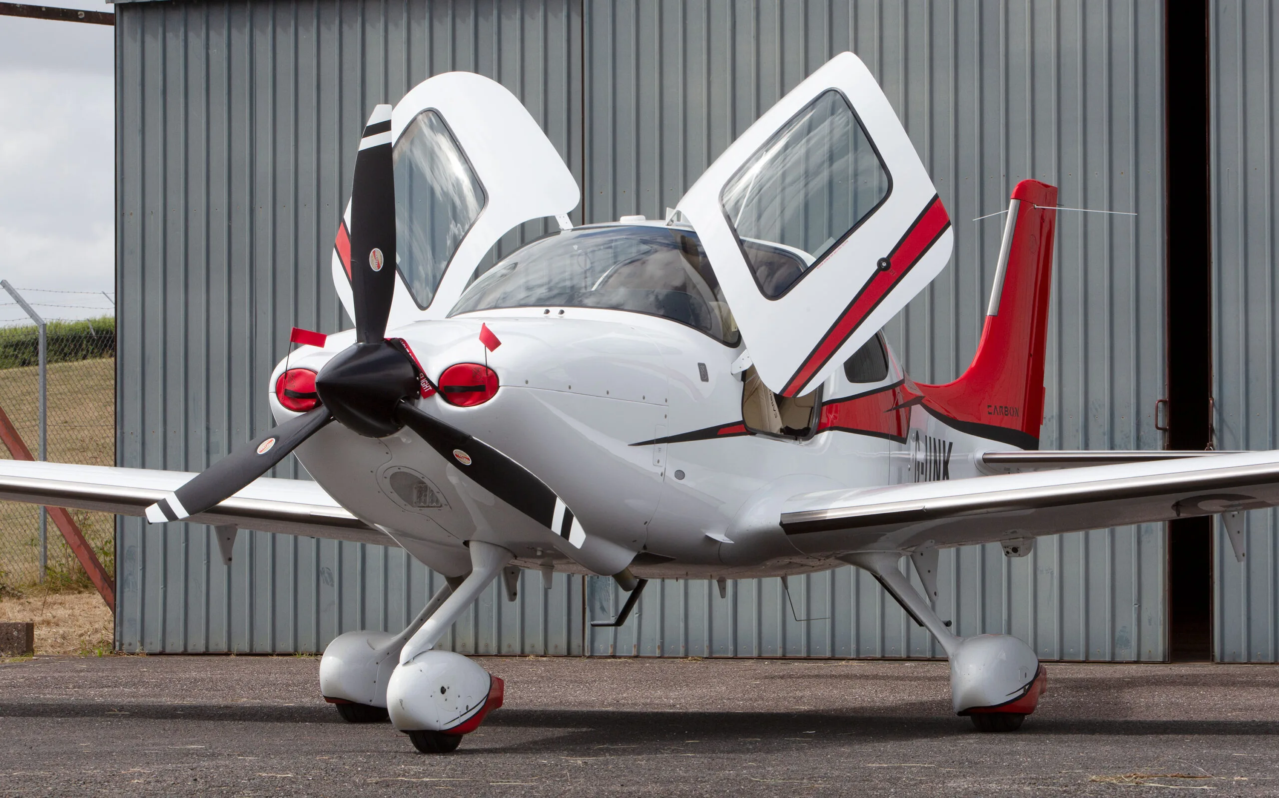 Marketing image of a 2018 Cirrus SR22T GTS G6 FIKI.