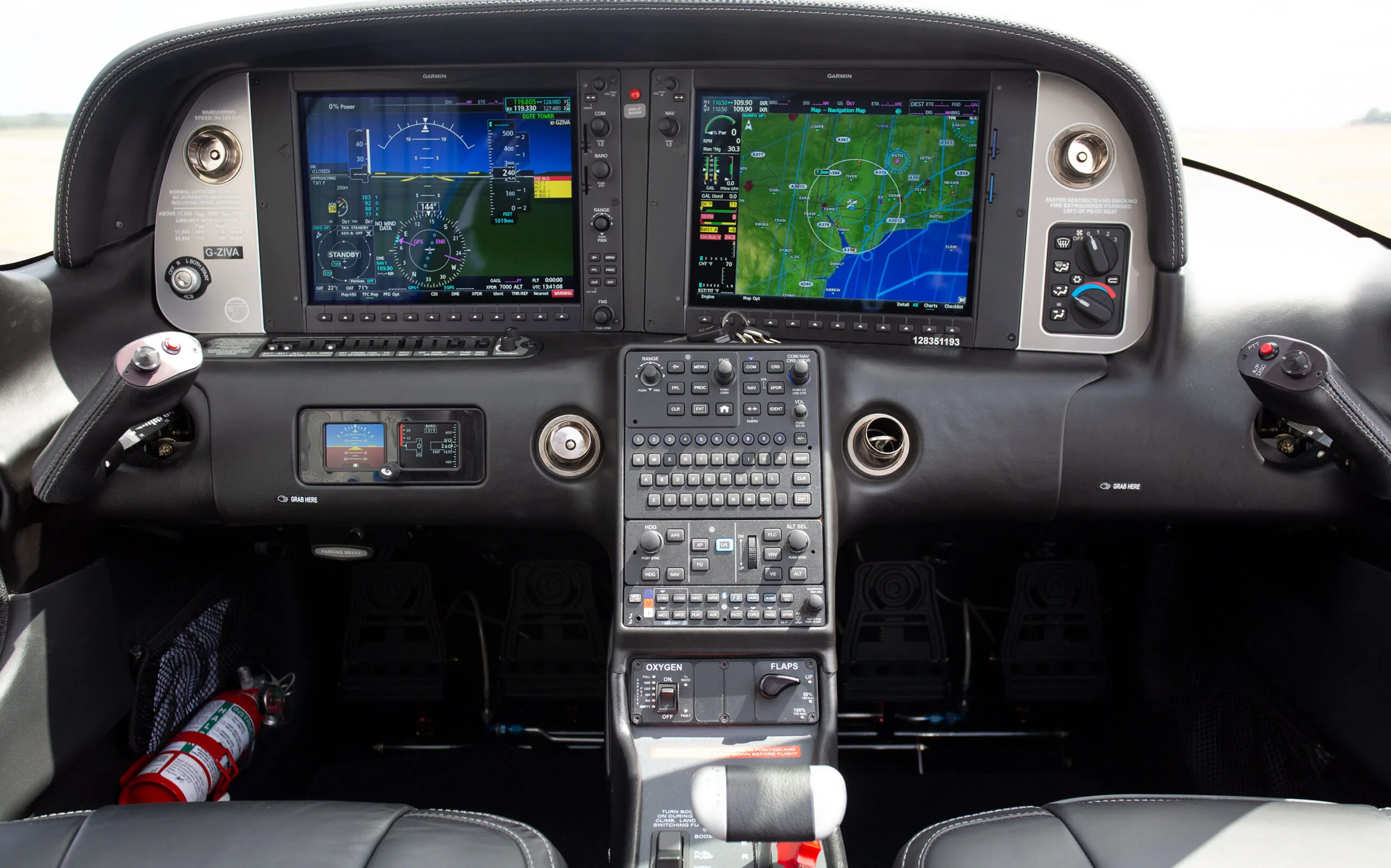 Avionics suite of a 2018 Cirrus SR22T GTS G6 FIKI.