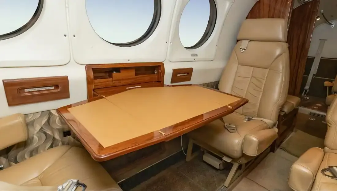 Cabin interior of a 1988 Beechcraft king air b200.