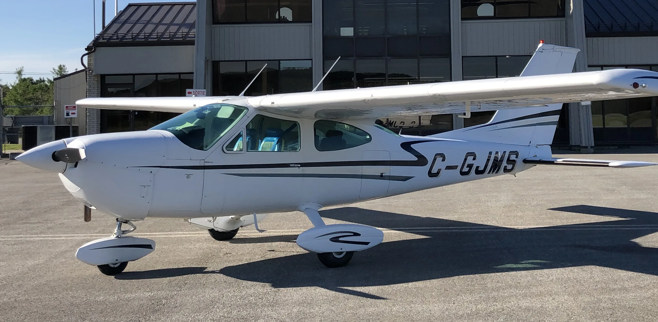 Exterior view of a 1973 Cessna 177B - Canadian Aircraft Sales.