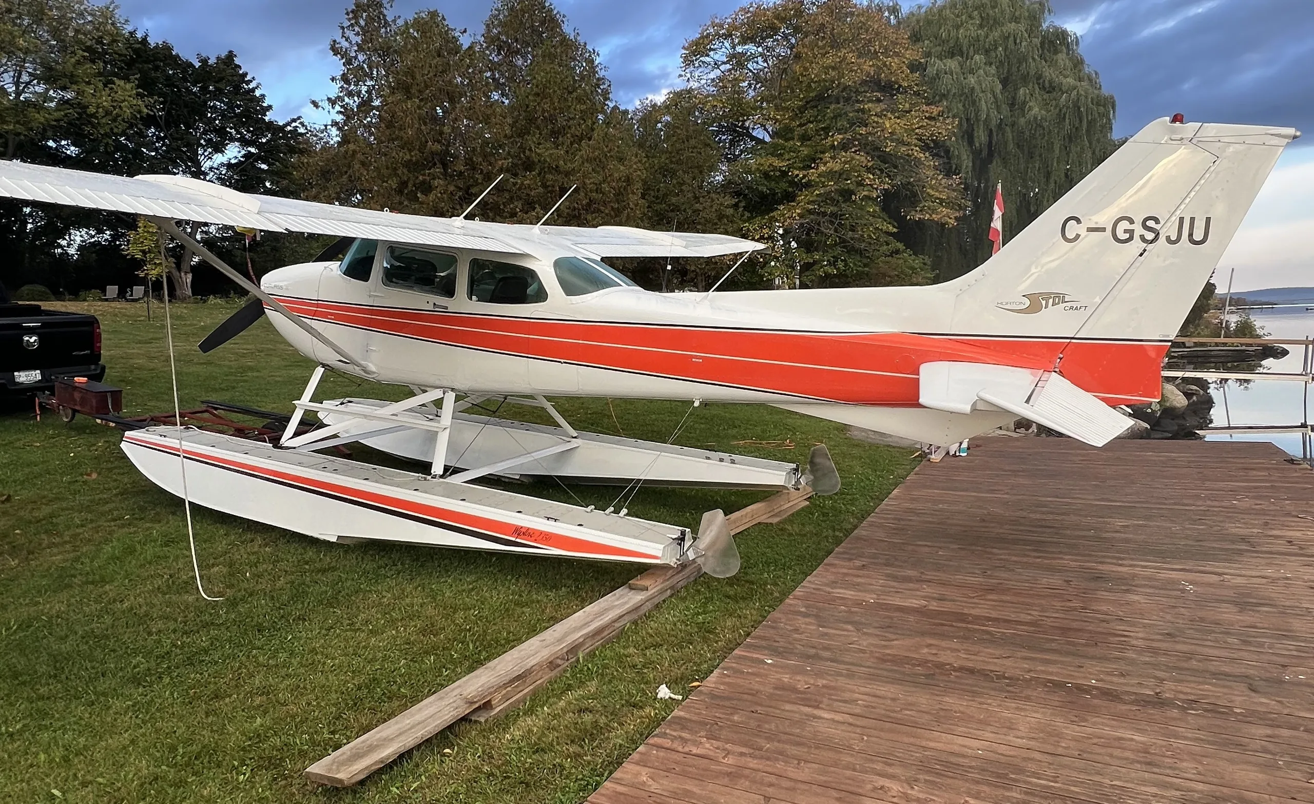 Exterior view of a 1984 Cessna 172Q-180HP Floatplane - Canadian Aircraft Sales.