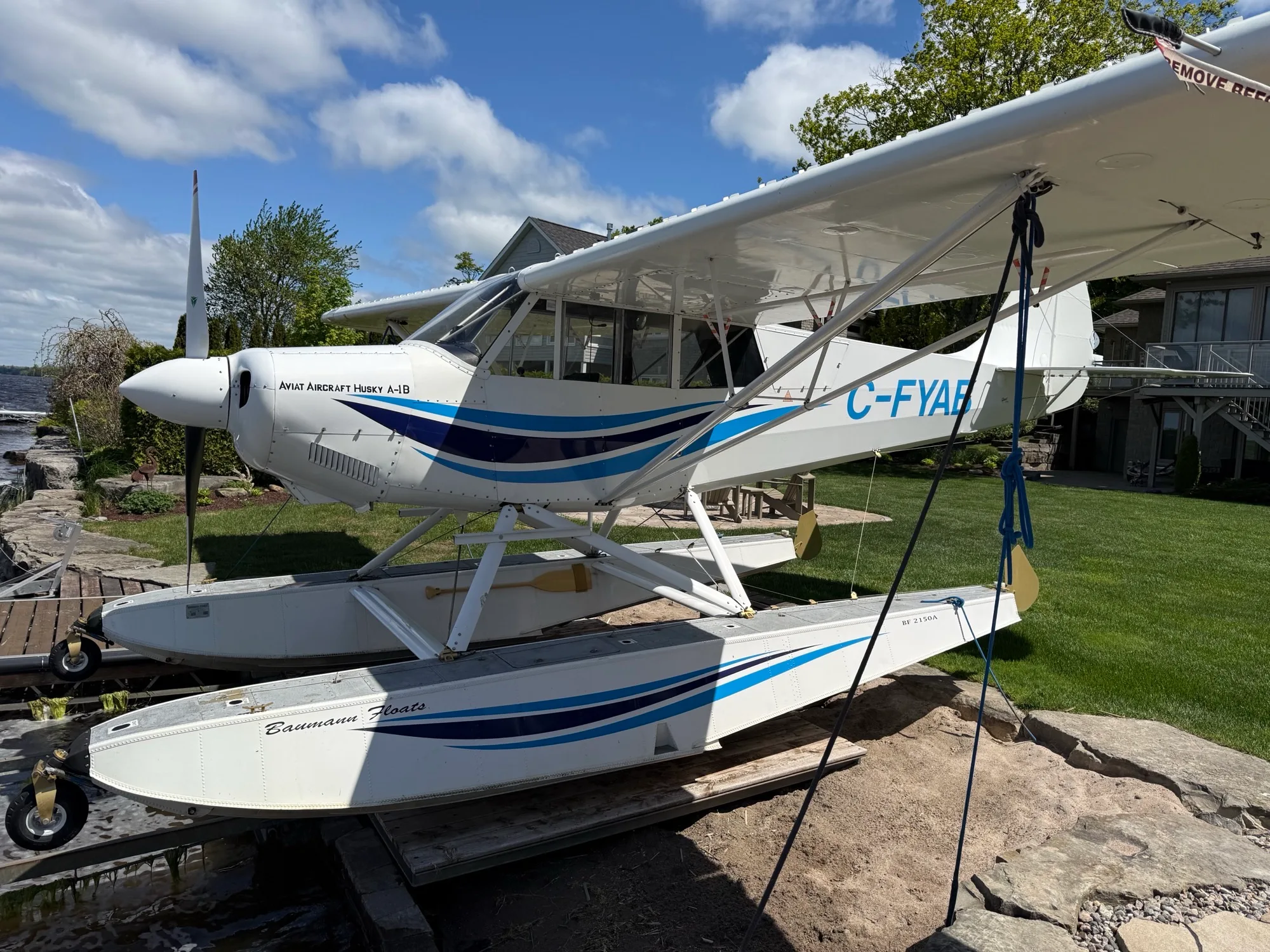 Exterior view of a 2003 Aviat HUSKY A-1B - Canadian Aircraft Sales.