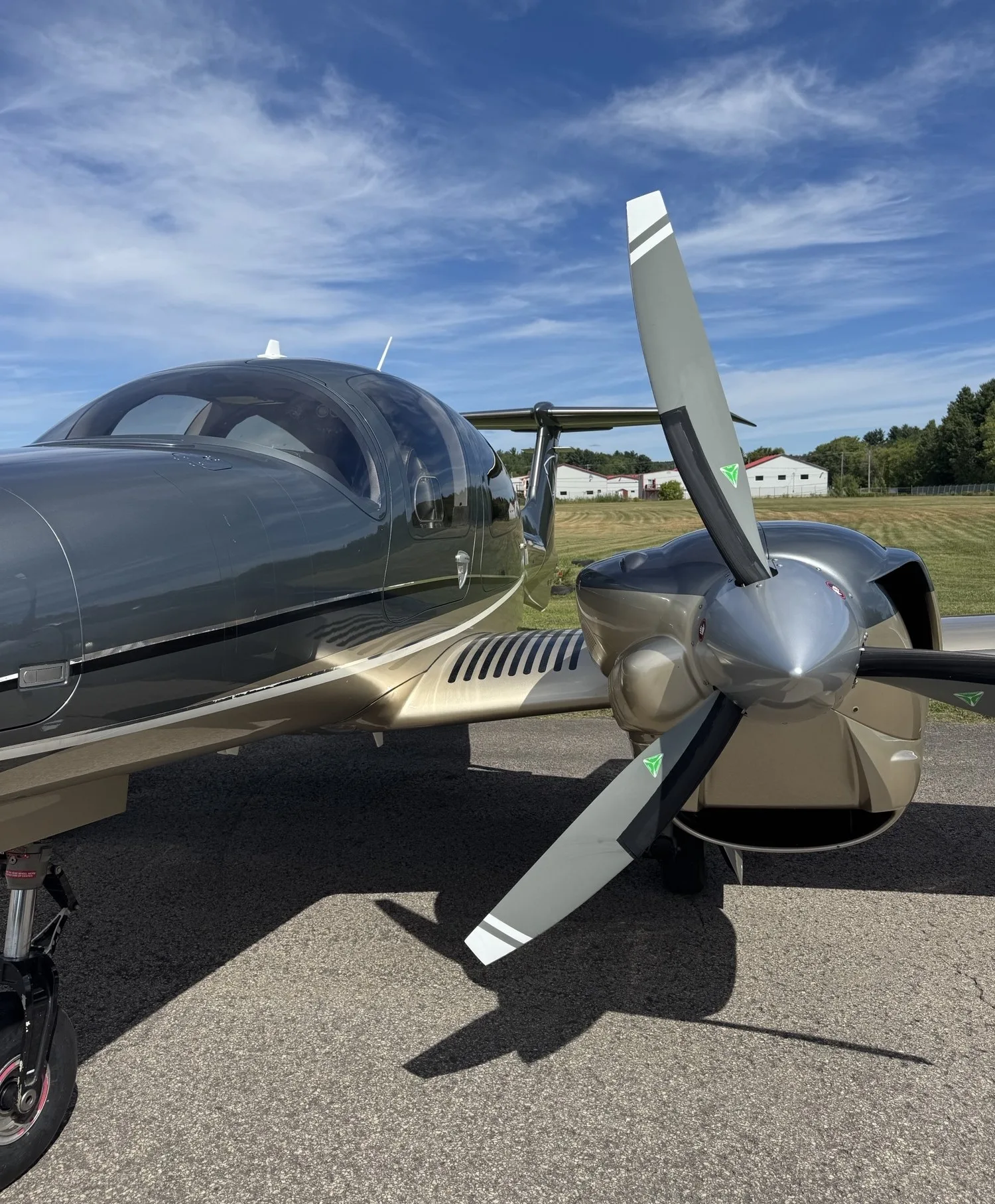 Exterior view of a 2017 Diamond DA62 - Canadian Aircraft Sales.