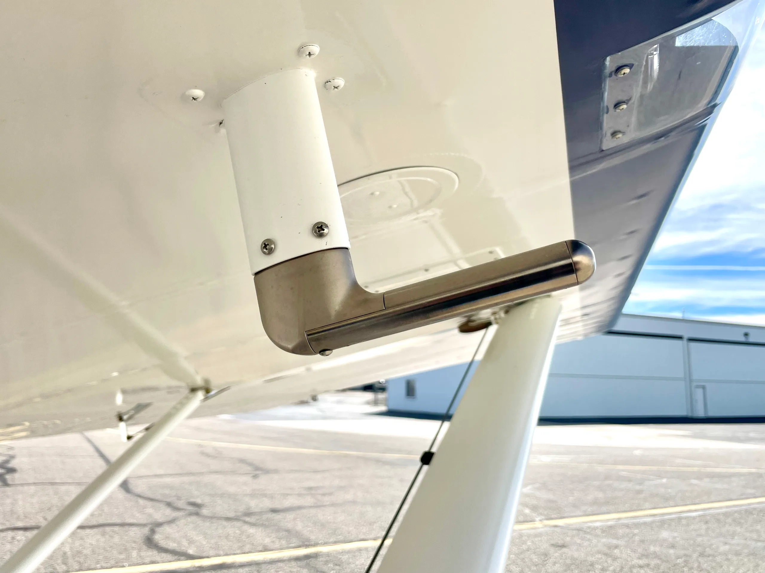 Exterior view of a 2018 CubCrafters.