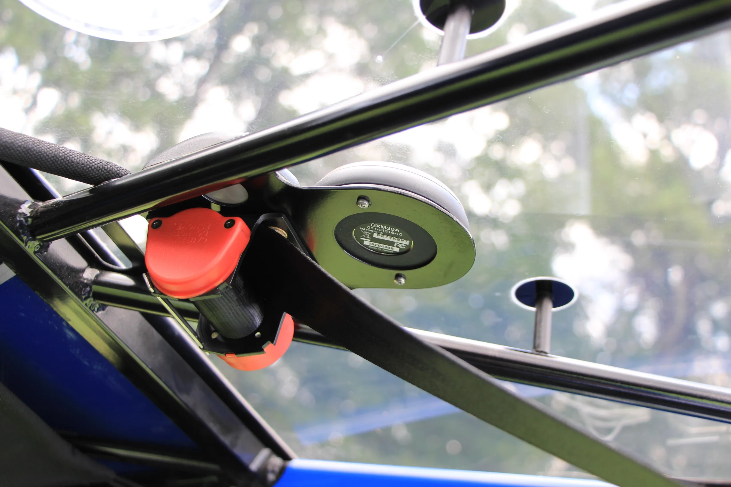 Cockpit and instrument panel of a CubCrafters.