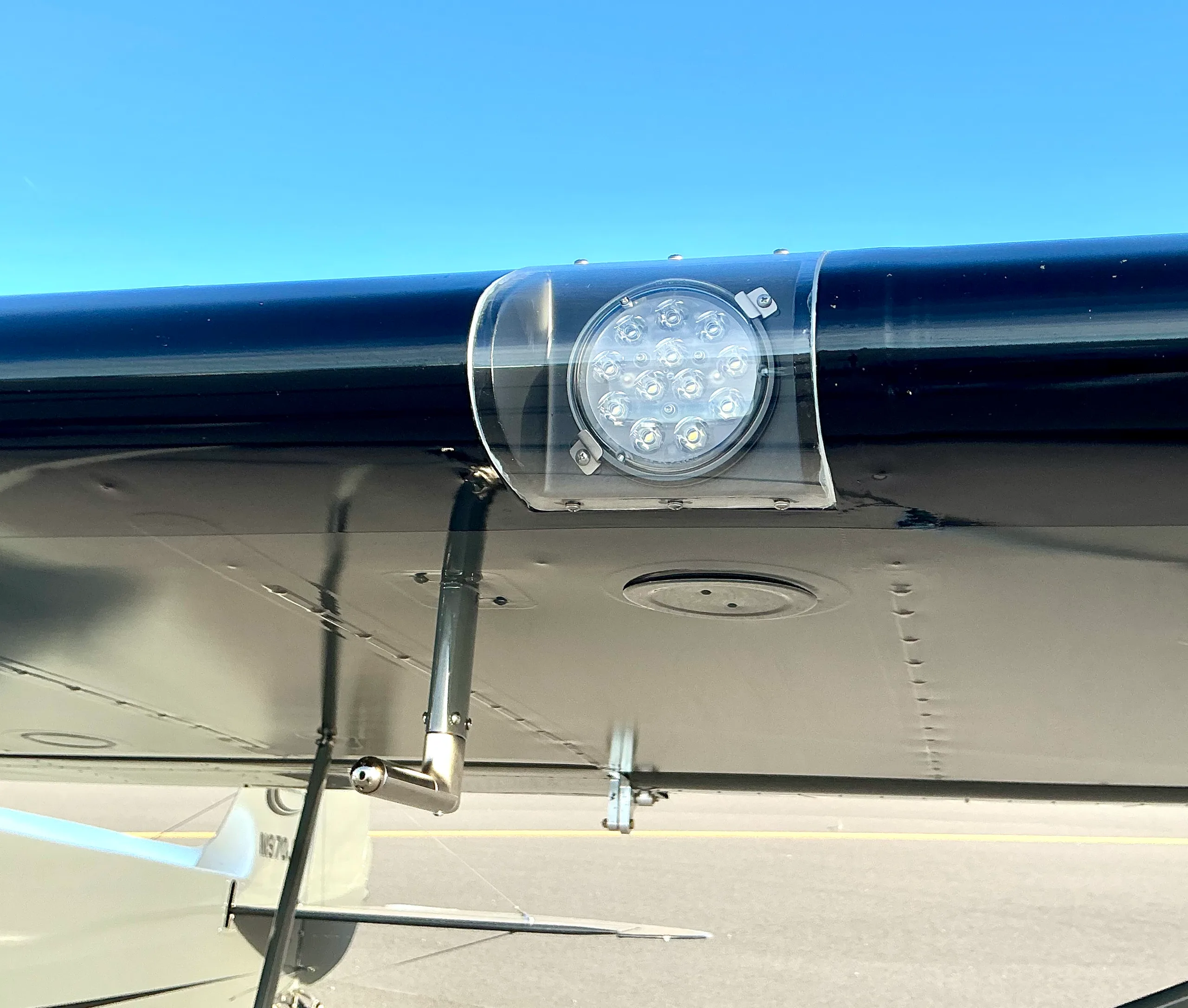 Cockpit and instrument panel of a CubCrafters.