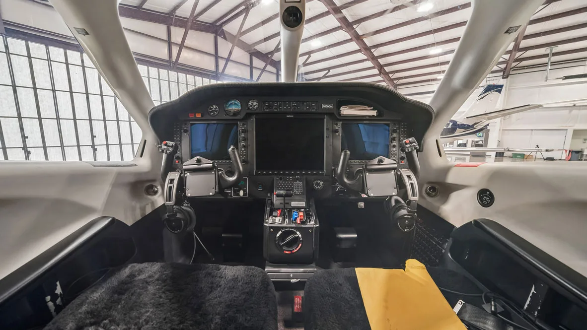 Cockpit and instrument panel of a 2011 Socata TBM 850.