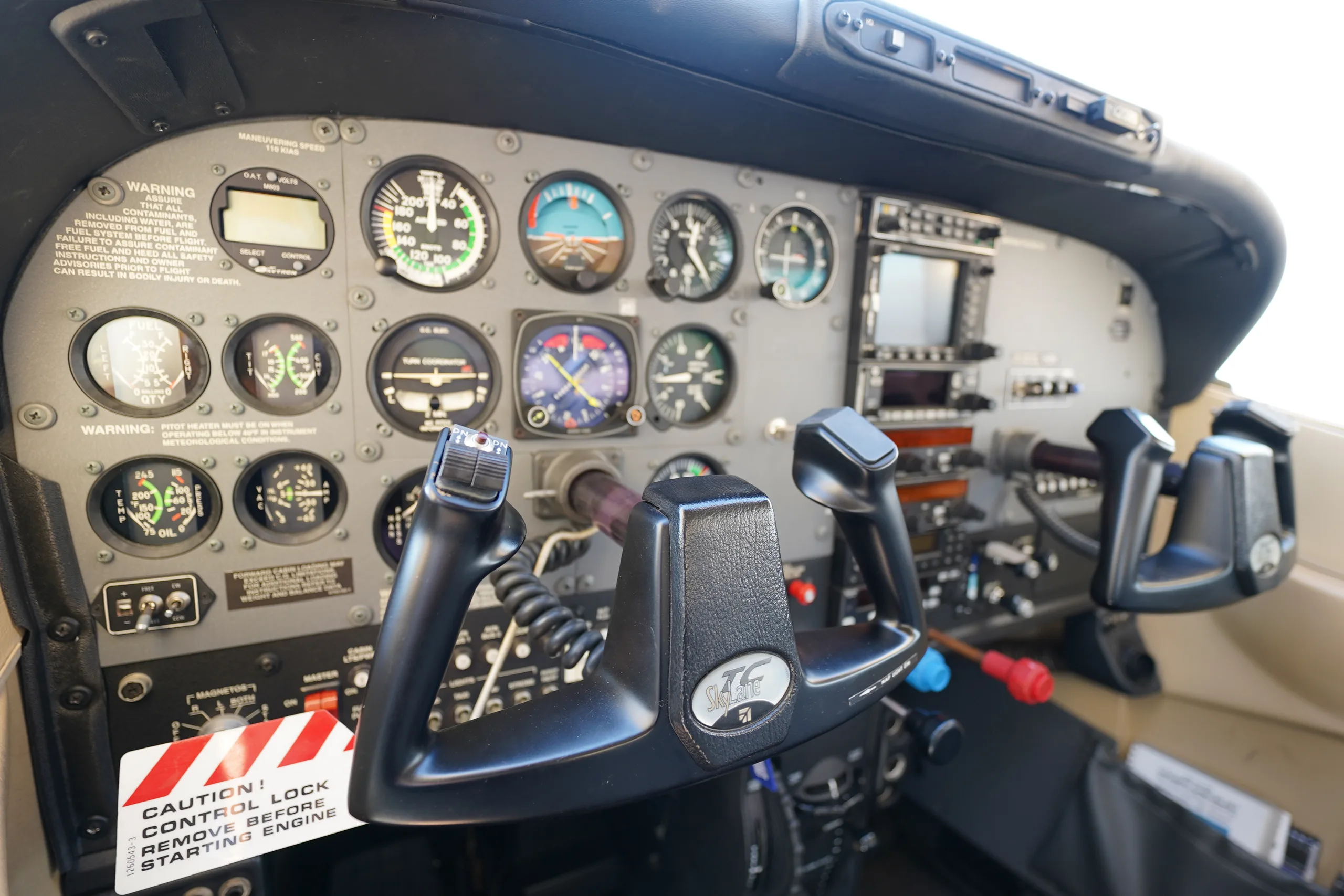 2002 CESSNA TURBO 182T SKYLANE