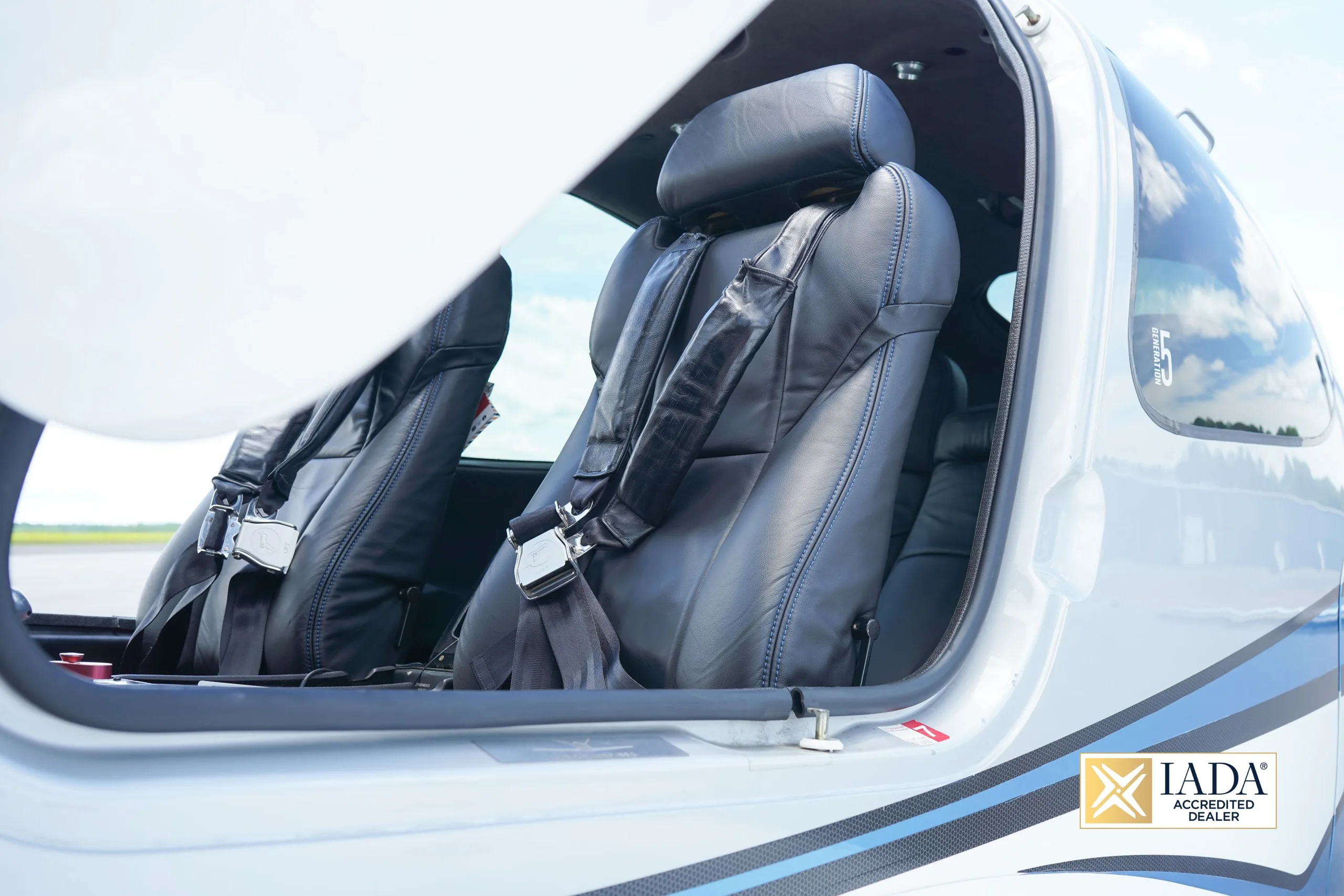 Cabin interior of a 2013 Cirrus SR22 G5 TURBO.