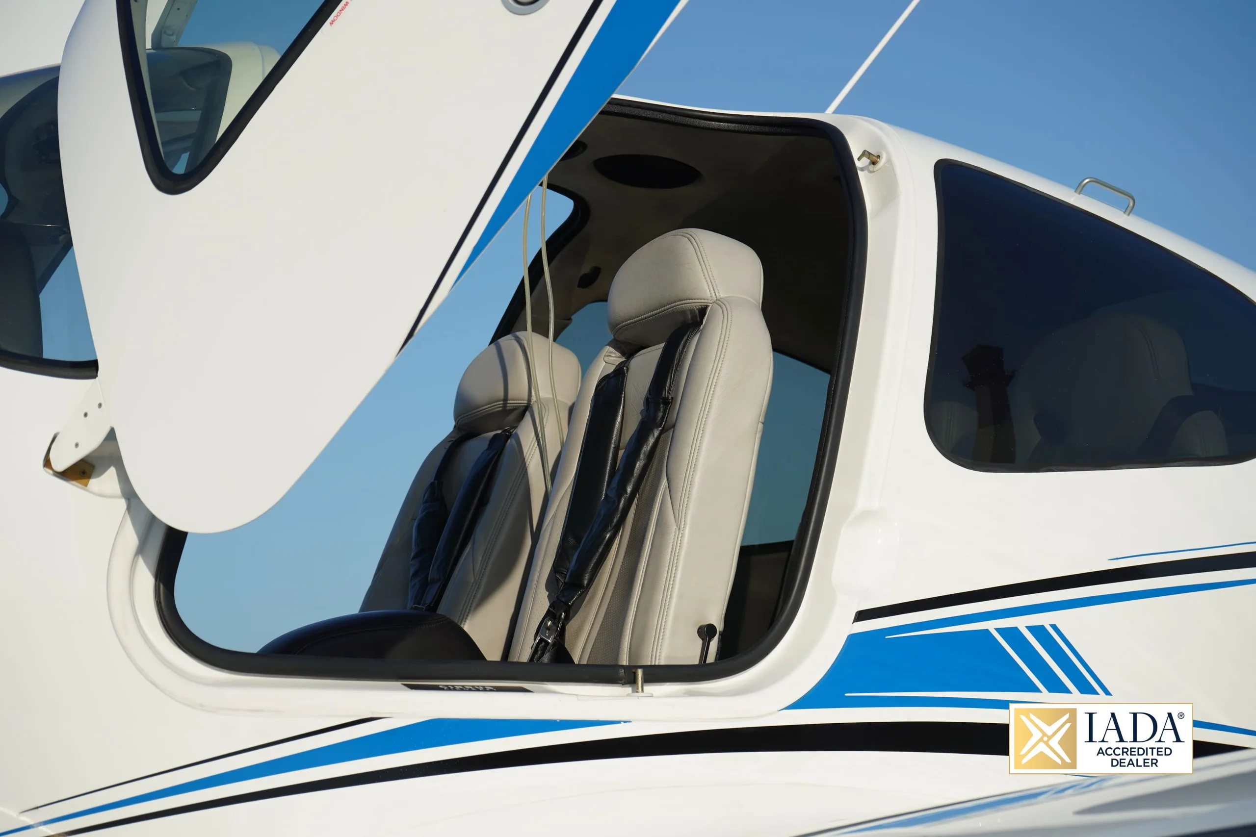 Exterior view of a 2020 Cirrus SR22 G6 TURBO.