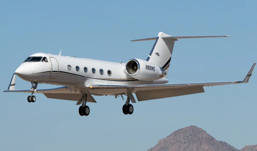 Marketing image of a 2000 Gulfstream GIV-SP.