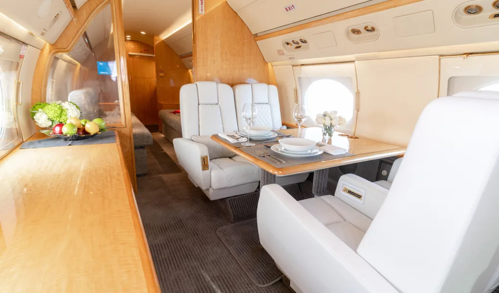 Cabin interior of a 2000 Gulfstream GIV-SP.