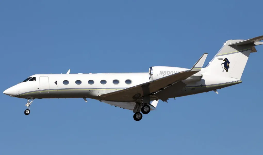 Marketing image of a 2001 Gulfstream GIV-SP.