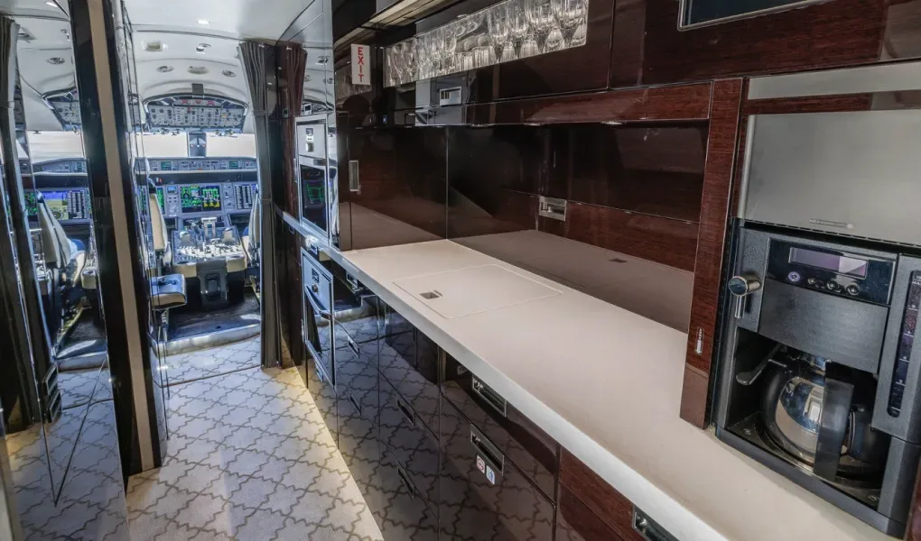 2019 Bombardier Global 8000