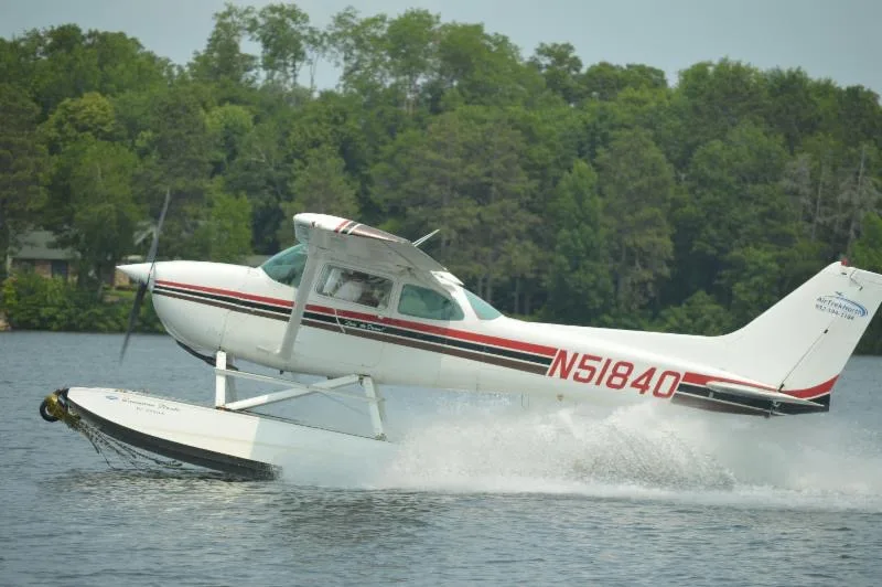 Cessna 172 Amphib