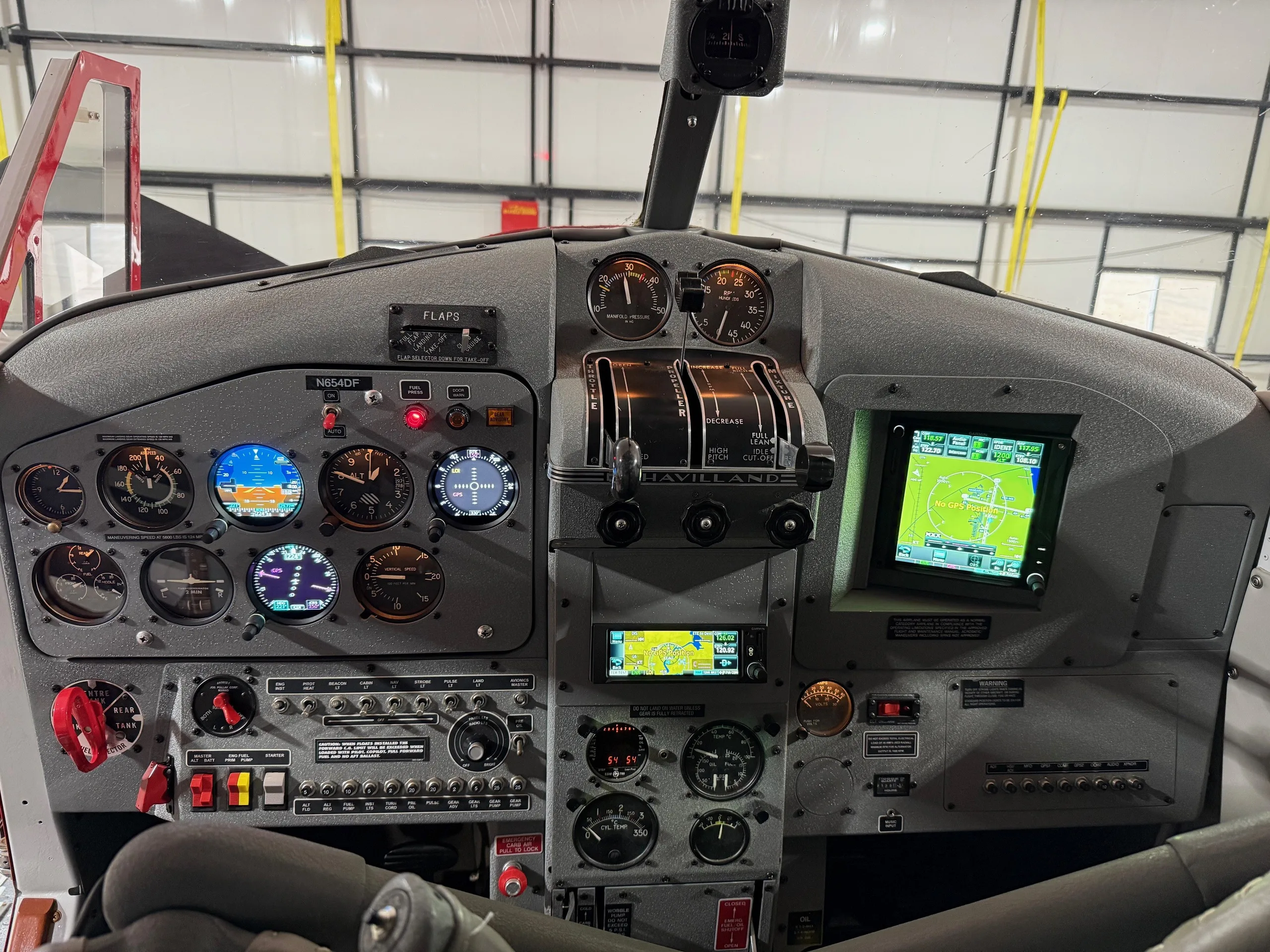 Cockpit and instrument panel of a 1954.