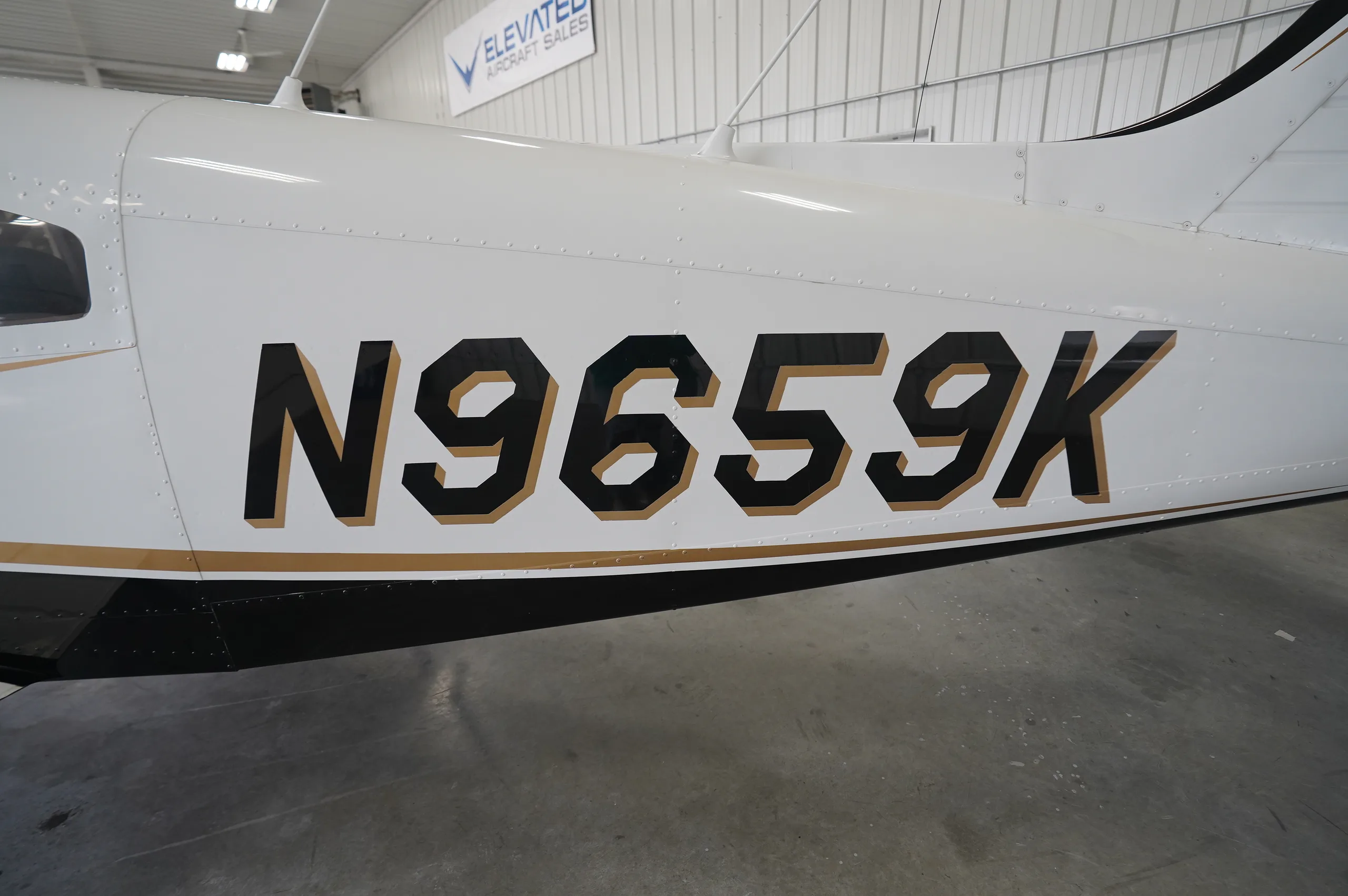 Exterior view of a 1976 Piper Arrow II, N9659K.