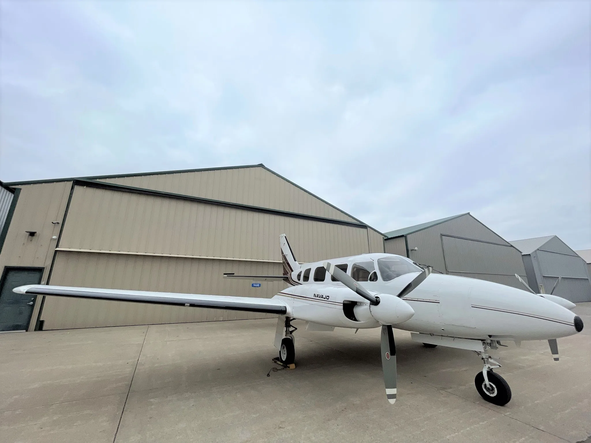 Exterior view of a 1978 Piper Navajo PA-31-310, N510CC.