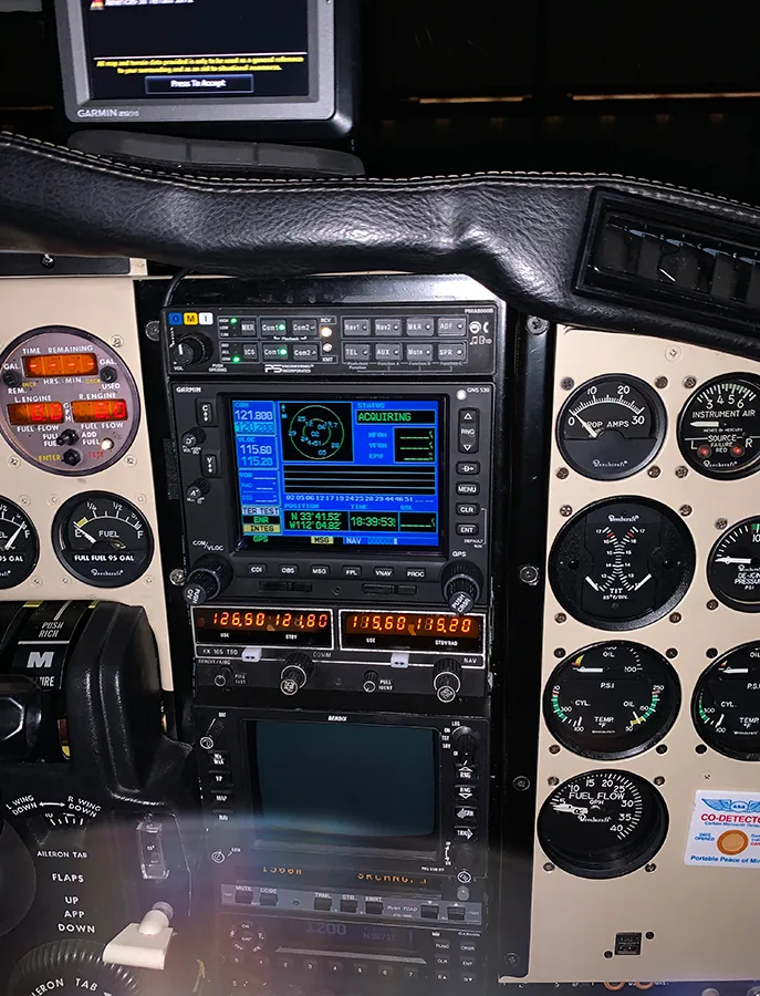 Avionics suite of a 1981 Beechcraft Baron 58P.