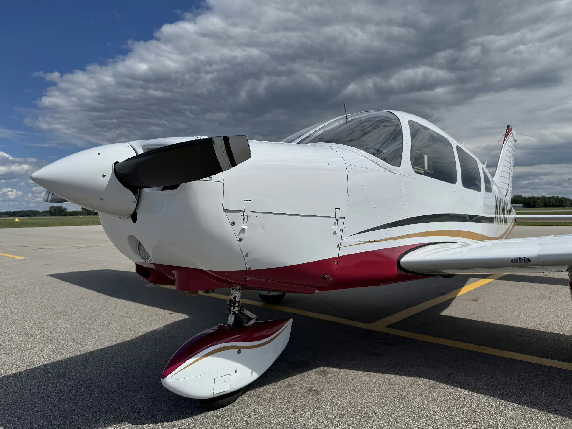 N1190H 1977 Piper Cherokee - Elite Air Service 1977 Piper Cherokee Repaint | Elite Air Service