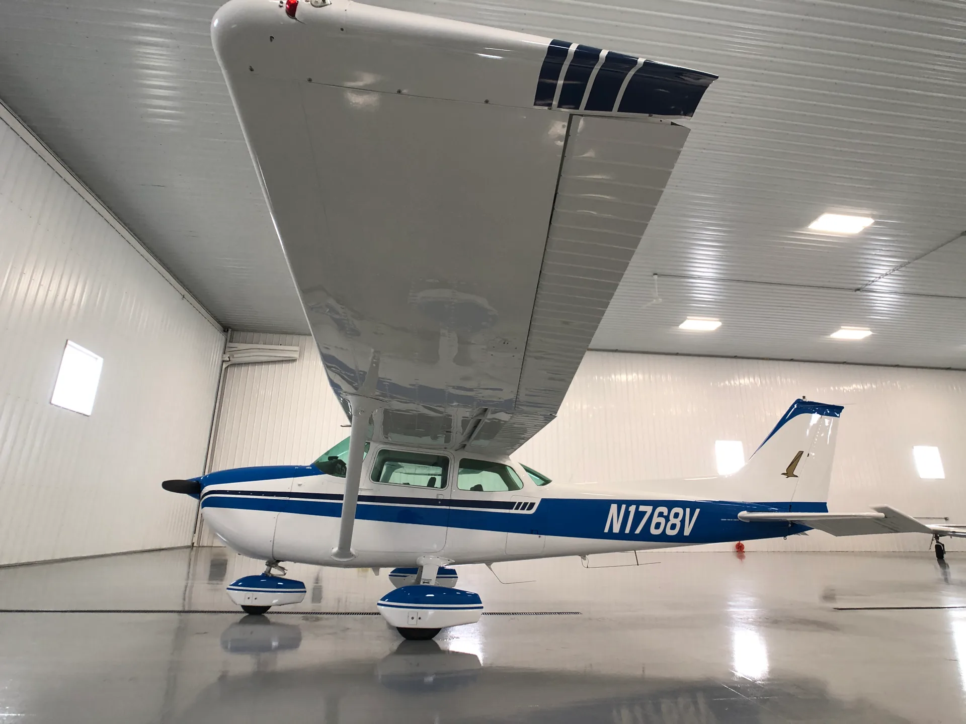 N1768V 1974 Cessna 172 - Elite Air Service
