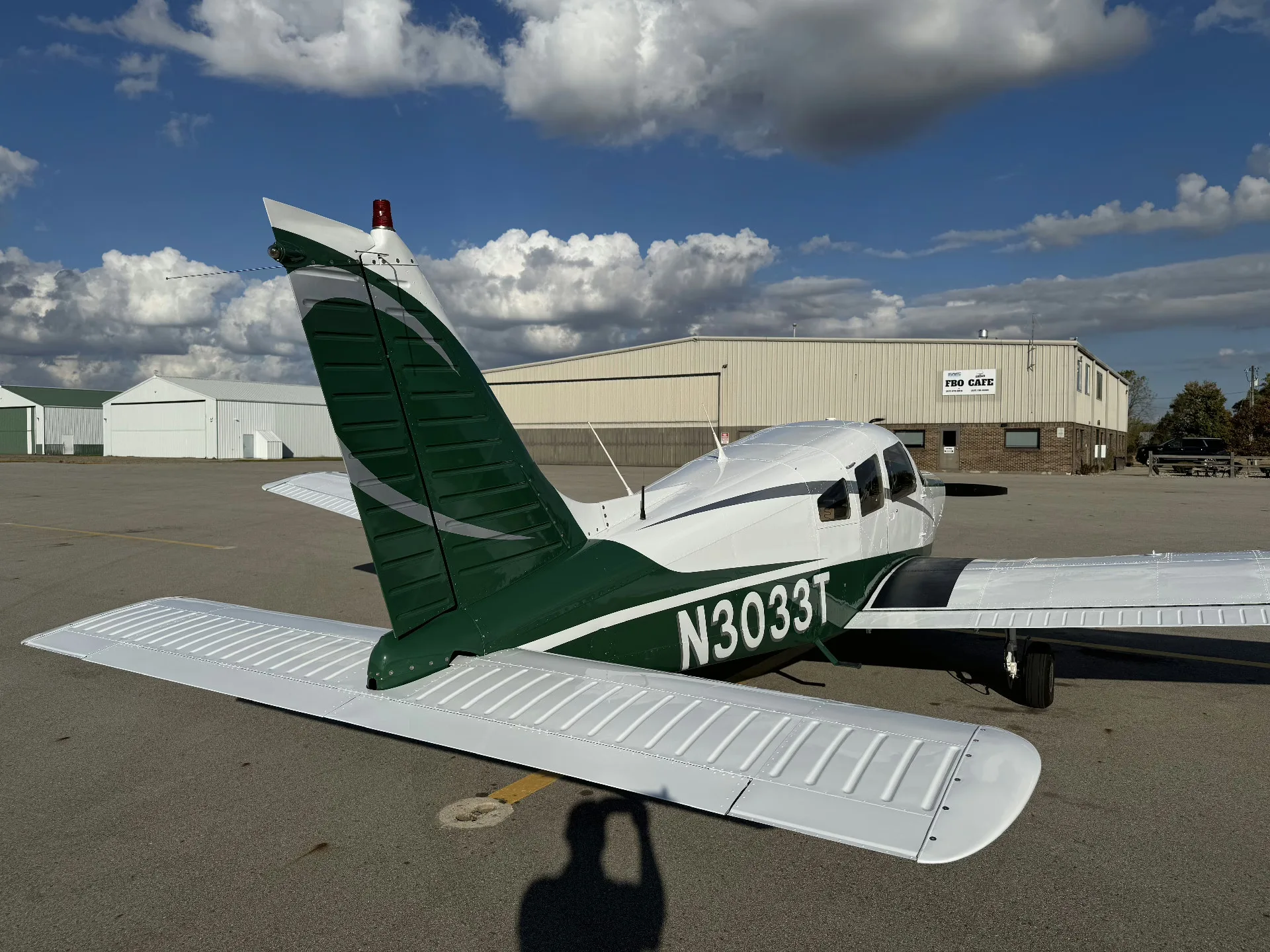 Exterior view of a 1979 Piper PA-28-161 - Elite Air Service.