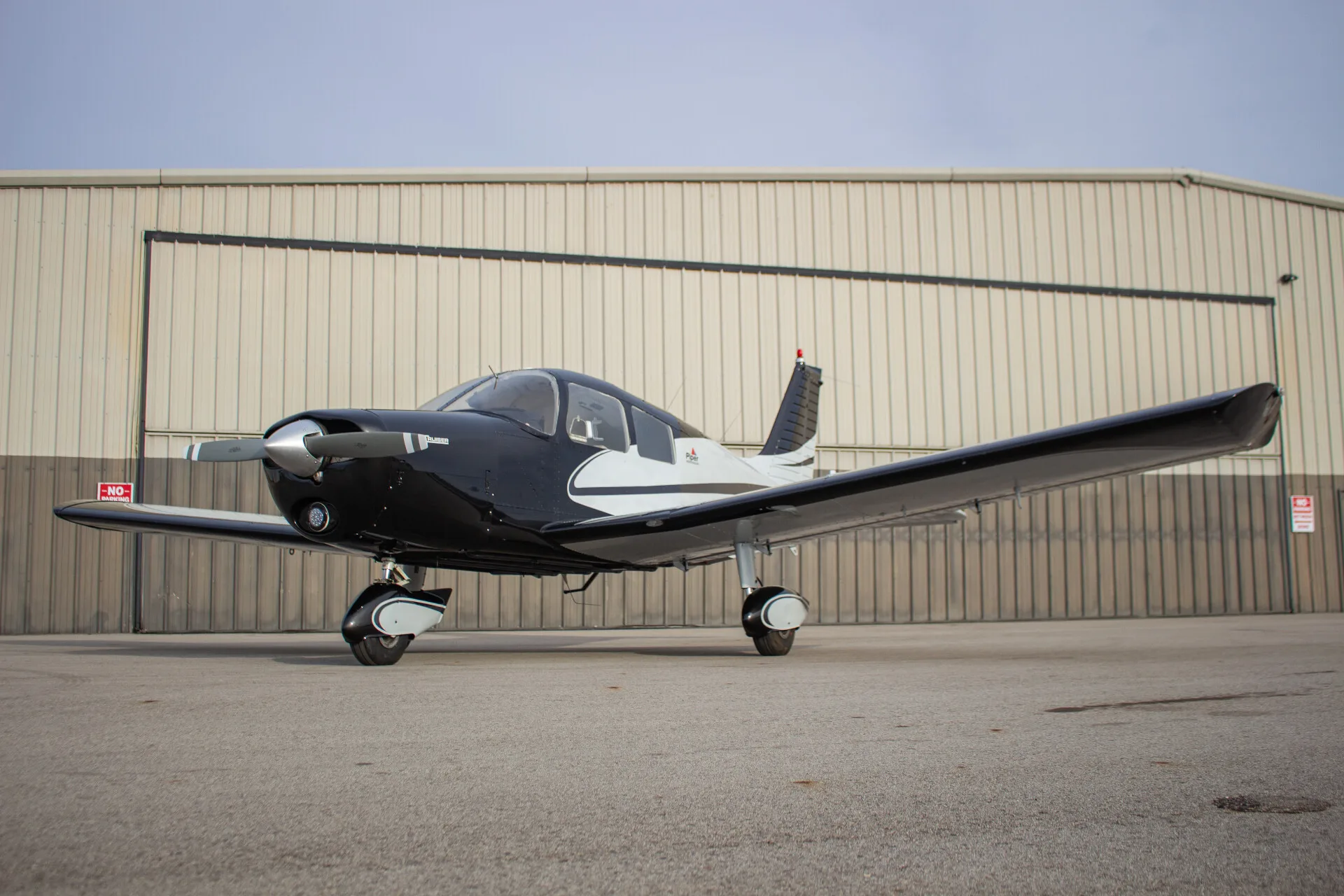 Exterior view of a 1976 Piper Cherokee Cruiser - Elite Air Service.