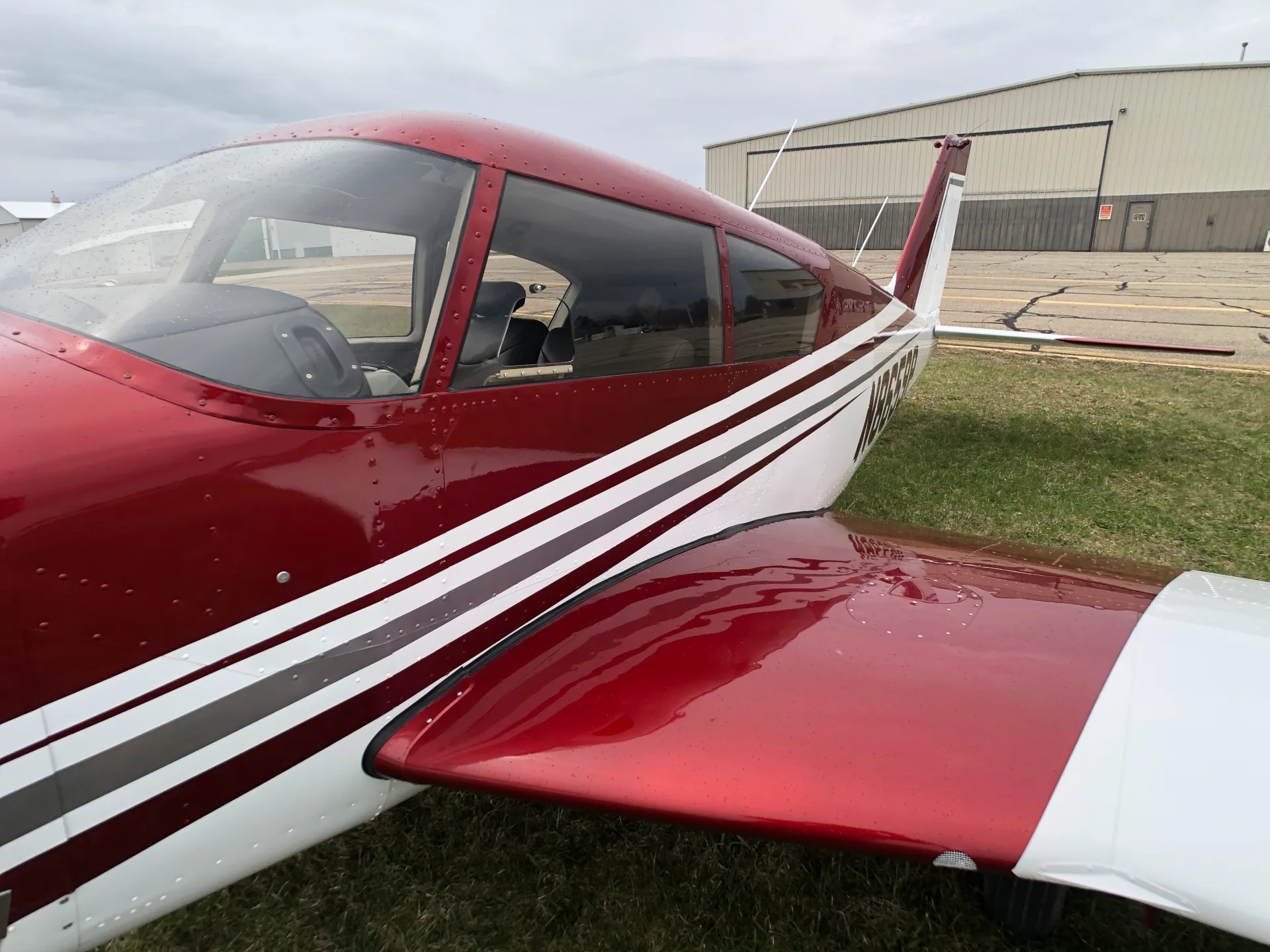 Exterior view of a 1964 Piper Comanche 260 New Scheme - Elite Air Service.