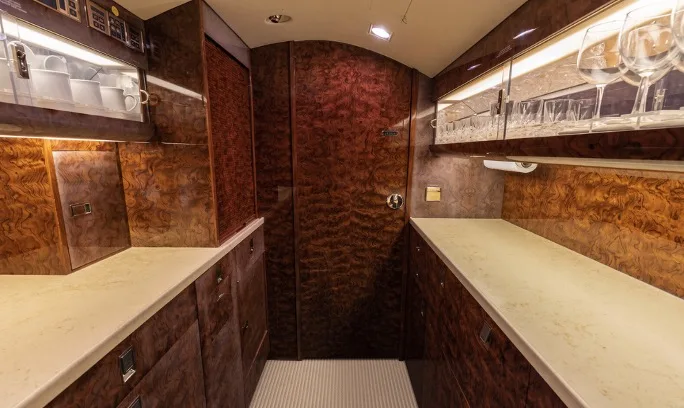 Cabin interior of a 1998 Gulfstream GIV-SP.