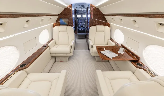 Cabin interior of a 1998 Gulfstream GIV-SP.