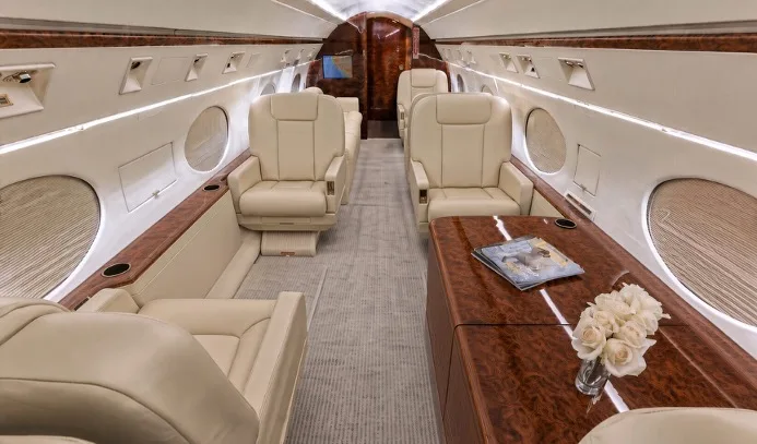Cabin interior of a 1998 Gulfstream GIV-SP.
