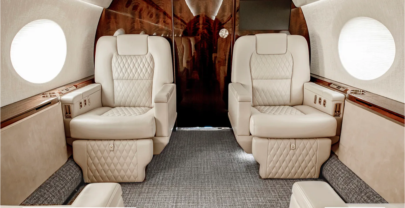 Cabin interior of a 2004 Gulfstream G550.