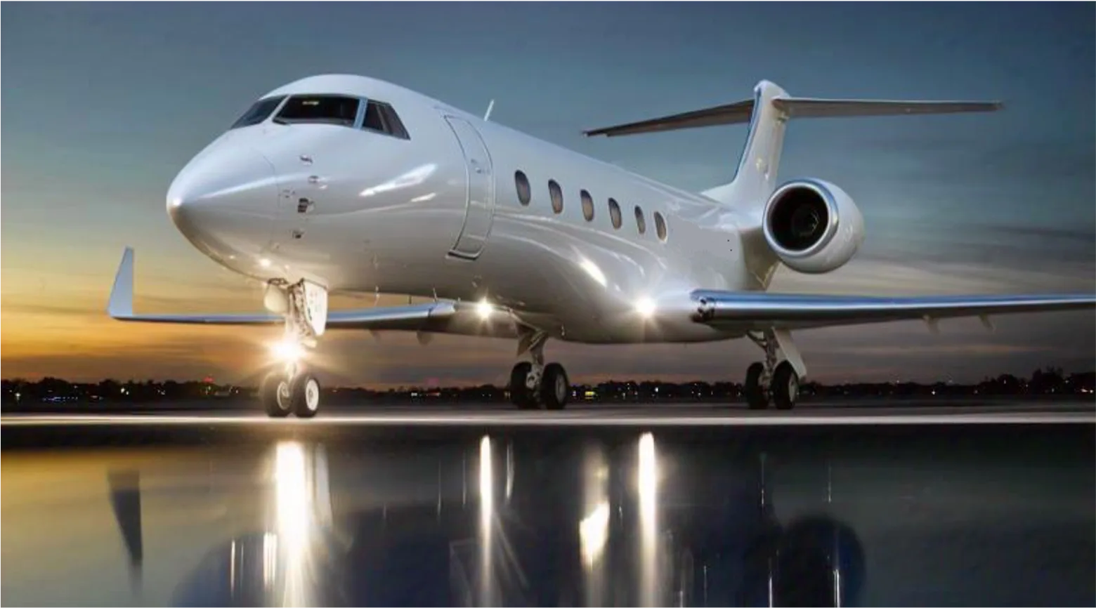 Cabin interior of a 2010 Gulfstream G550.
