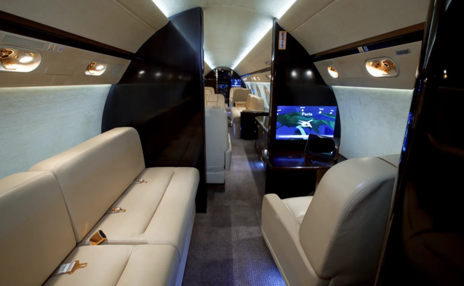 Cabin interior of a 2010 Gulfstream G550.