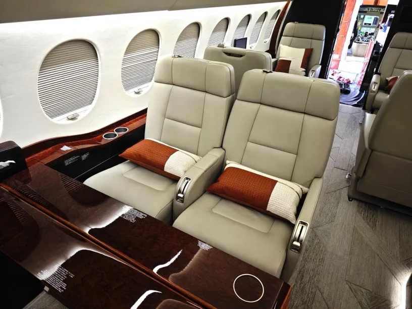 Cabin interior of a 2015 Dassault FALCON 7X.