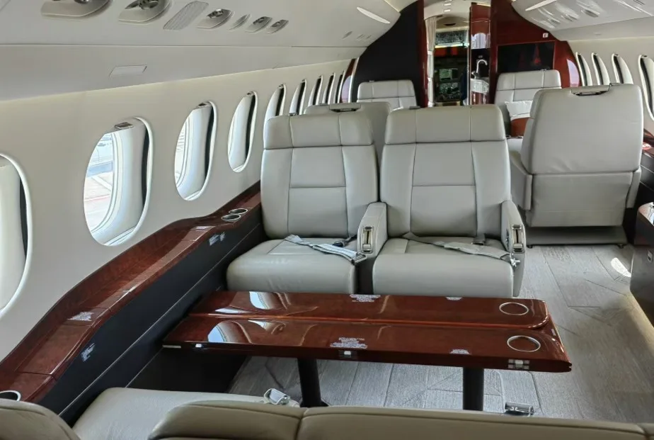 Cabin interior of a 2015 Dassault FALCON 7X.