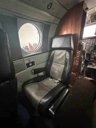 Cabin interior of a 1971 Beechcraft KING AIR 100.