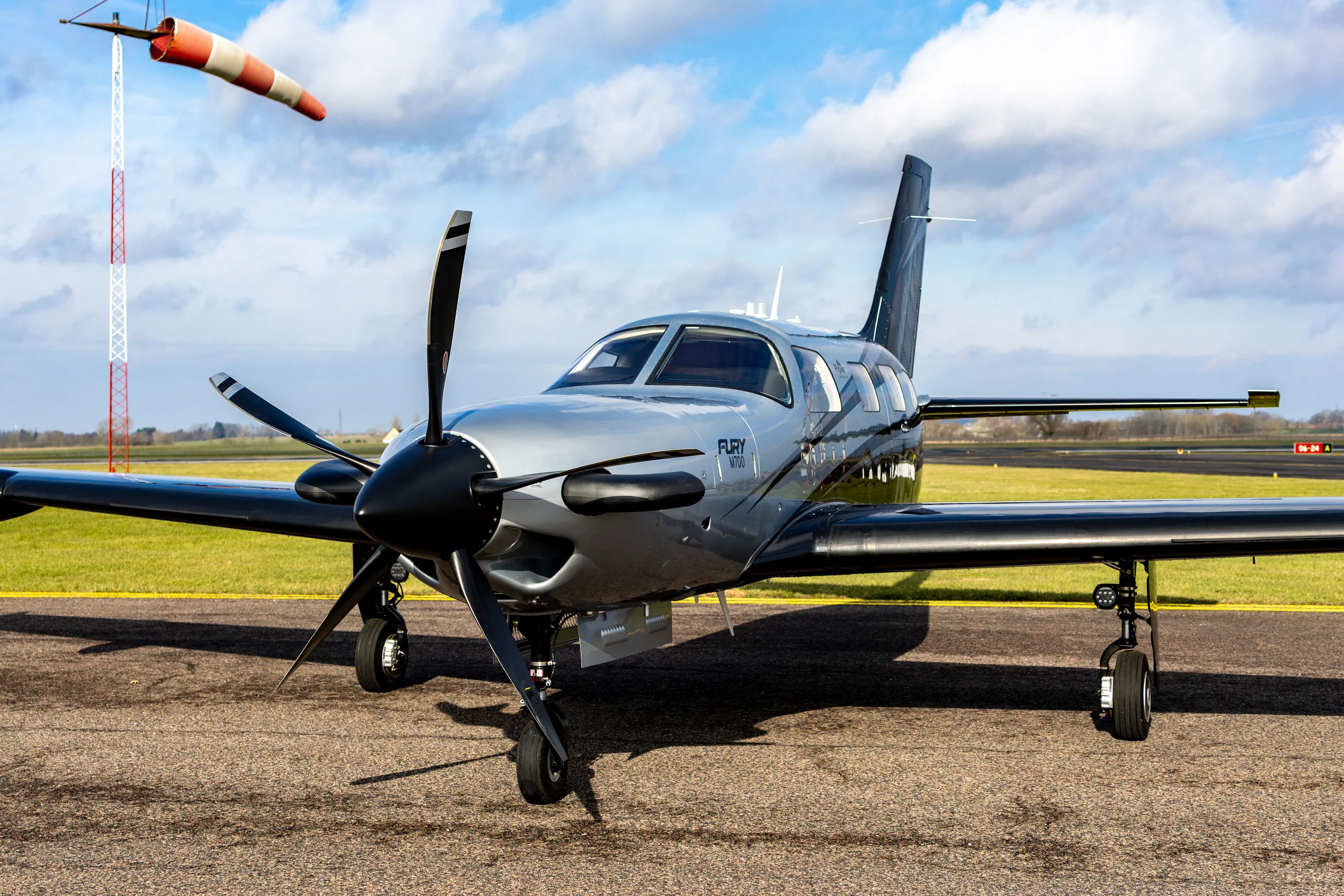2025 Piper M700 Fury, N92FY