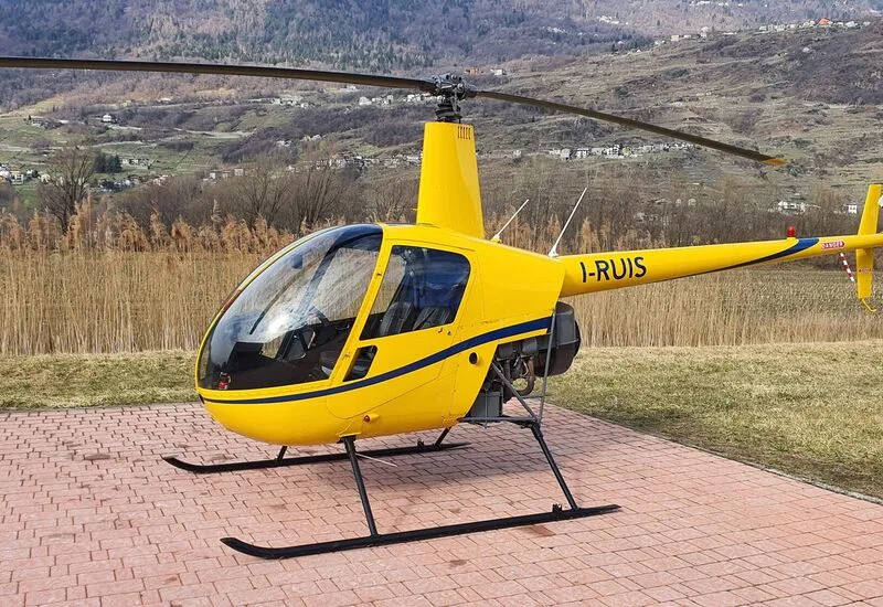 Marketing image of a 2002 Robinson R22 Beta II.