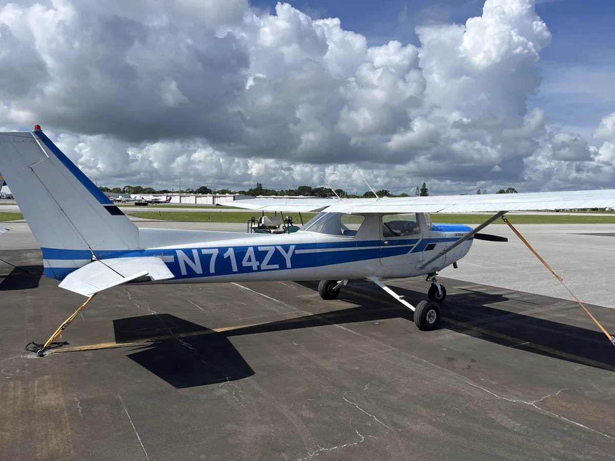 Exterior view of a 1978 Cessna 152, N714ZY.